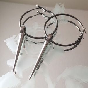 🦋Hot topic hoops🦋